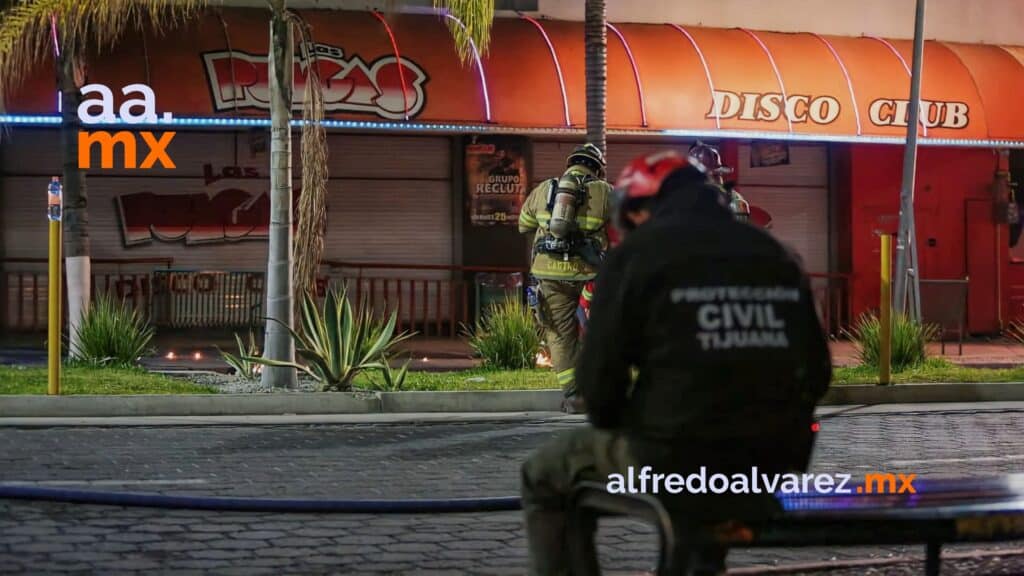Desalojan casi a mil personas de Las Pulgas y el Tillys