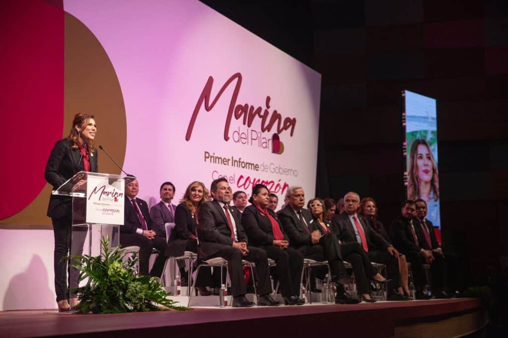 Marina del Pilar salda deuda histórica con los maestros de Baja California