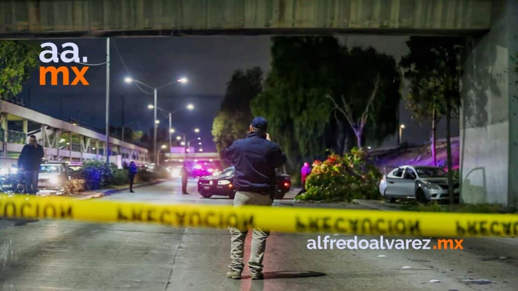 Asesinan a hombre en plena vía rápida
