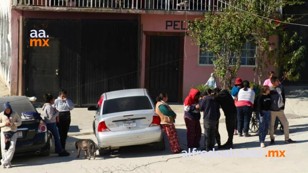 Localizan tres cadáveres calcinados tras incendio en cuartería