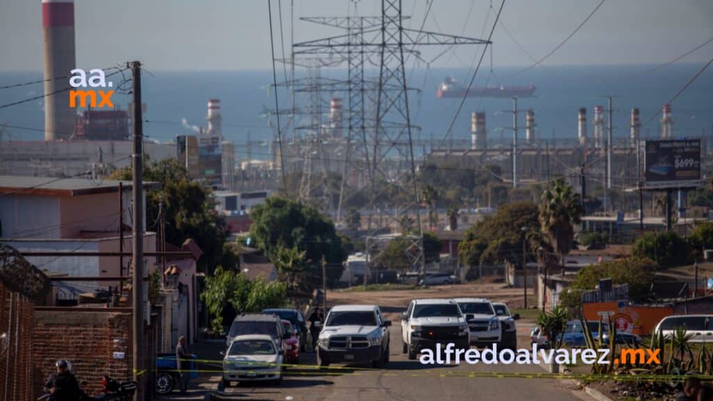 Atacan a balazos a un supervisor de la policía de Rosarito