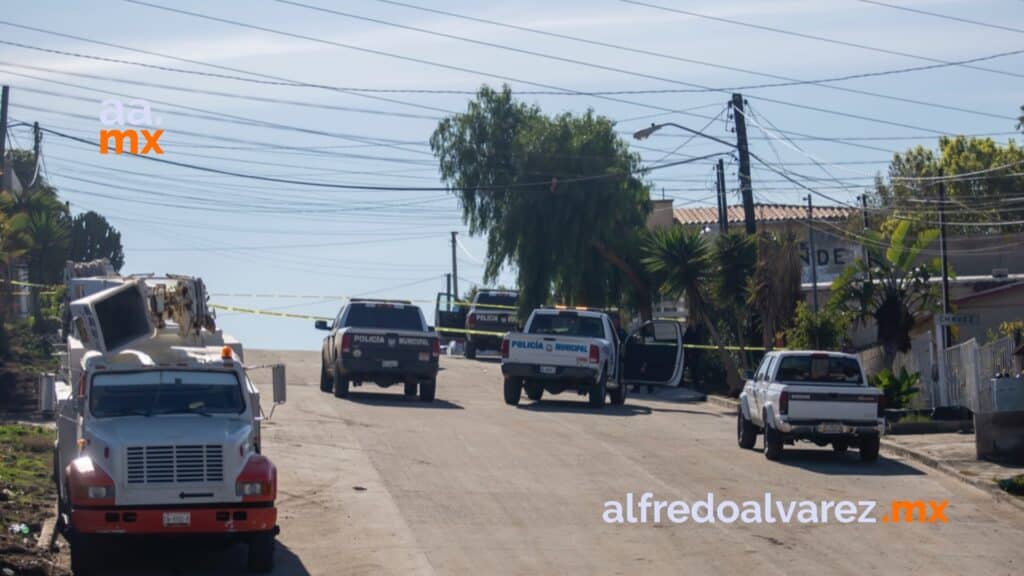 Atacan a balazos a un supervisor de la policía de Rosarito