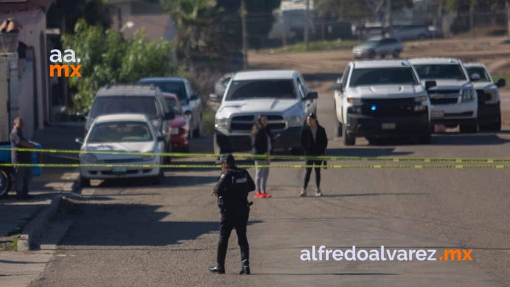 Atacan a balazos a un supervisor de la policía de Rosarito