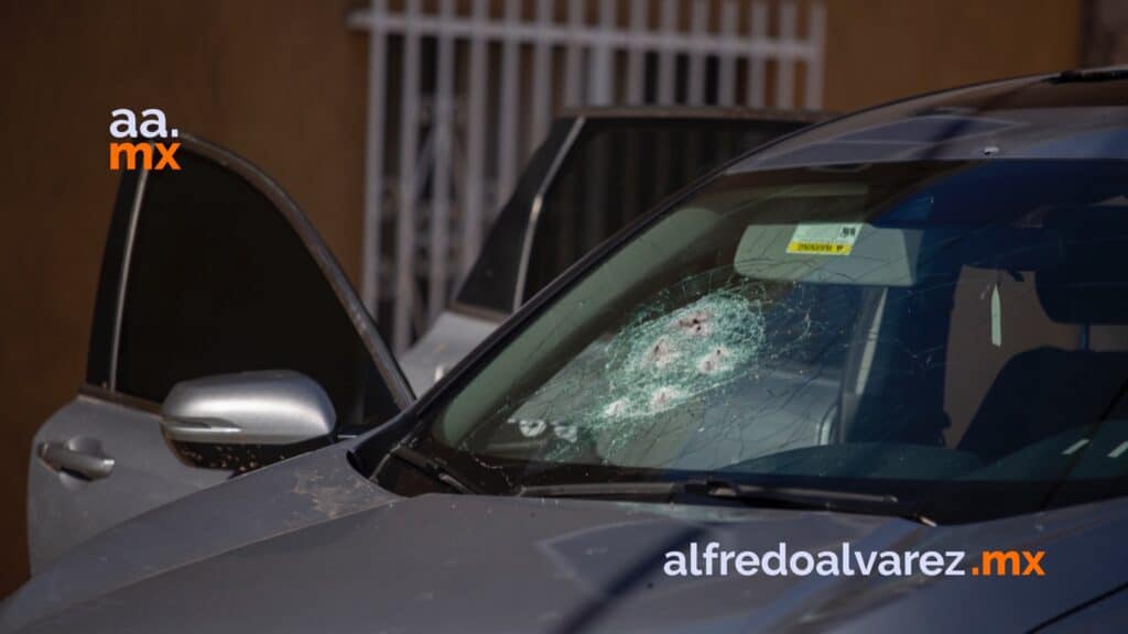Atacan a balazos a un supervisor de la policía de Rosarito