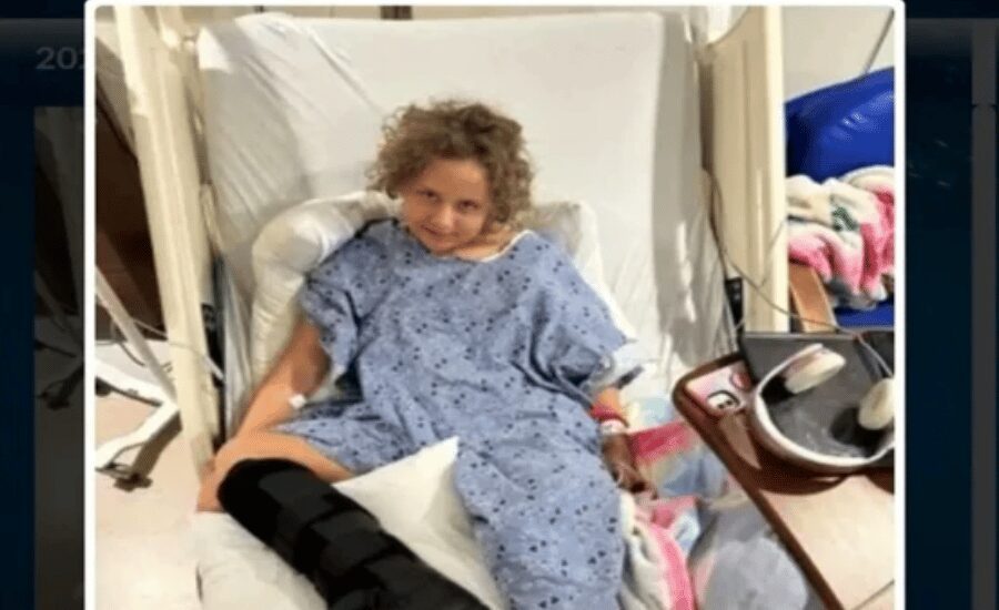 Niña de 10 años luchó contra un tiburón para salvar su pie