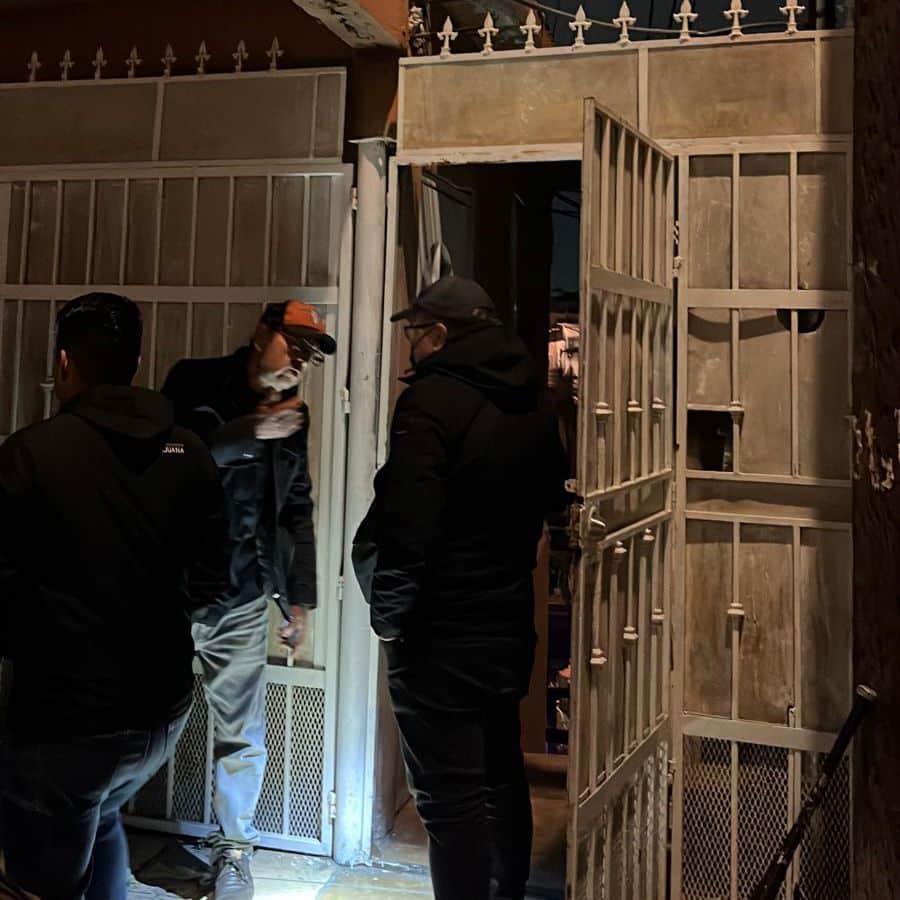 Autoridades suspenden otra fiesta clandestina con menores ebrios
