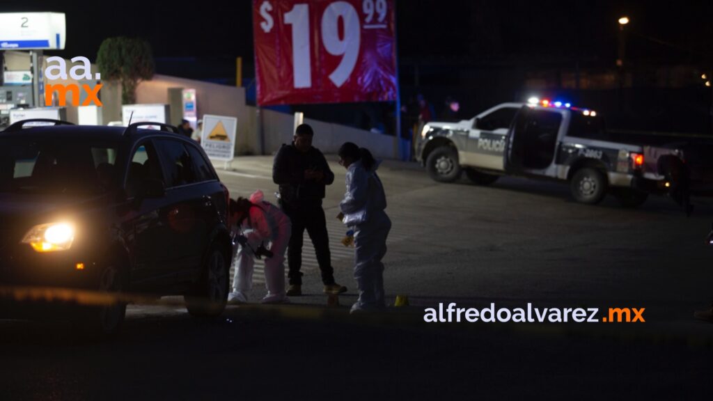 Asesinan a un hombre mientras estaba a bordo de su auto Asesinan a un hombre mientras estaba a bordo de su auto