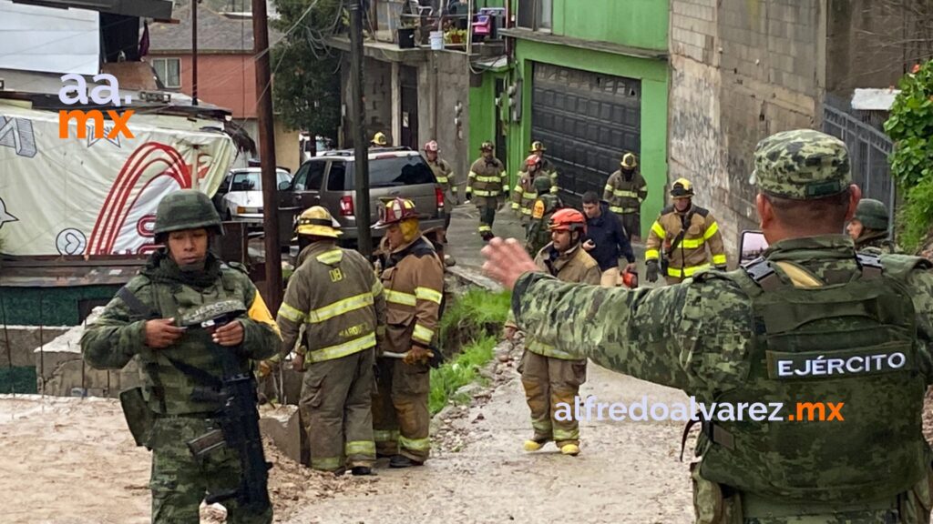 Rescatan cuerpos de dos niñas en derrumbe de colonia Tejamen