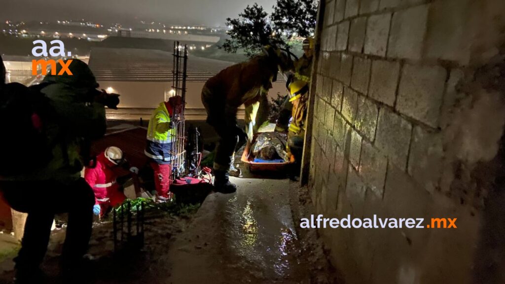 Lluvias colapsaron vivienda y dejaron bajo escombros a una adolescente