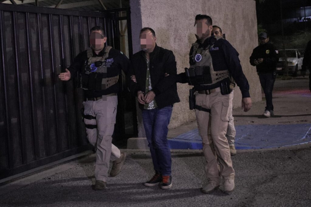 Maestro buscado por pederastia ya está en Mexicali y fue presentado ante un juez