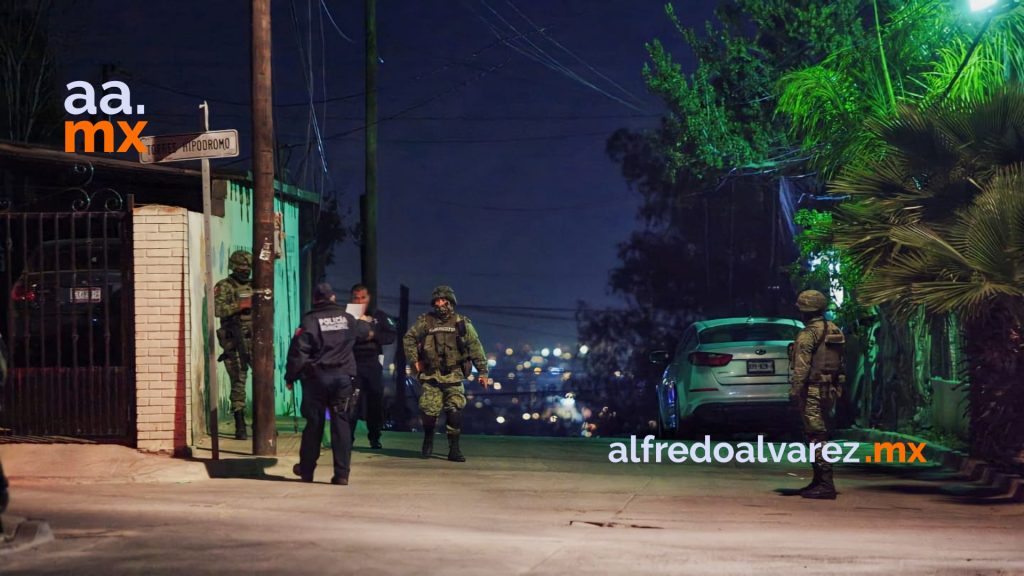 Asesinan a pareja frente a su hijo de tres años