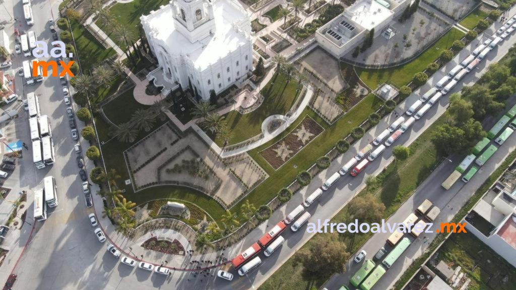 Miles de transportistas dan espaldarazo a Adán Augusto López
