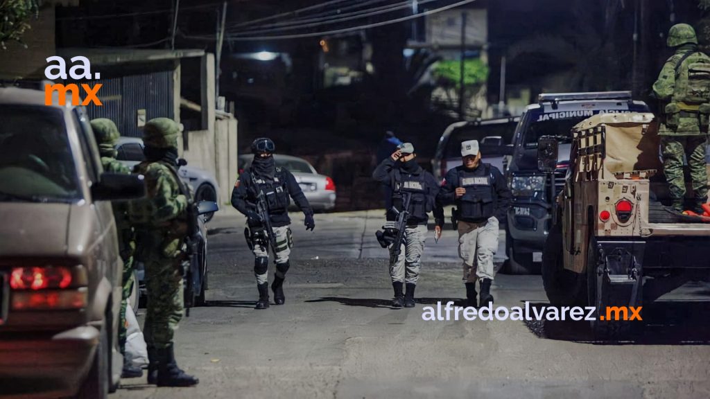 Detienen a dos jóvenes tras balacera