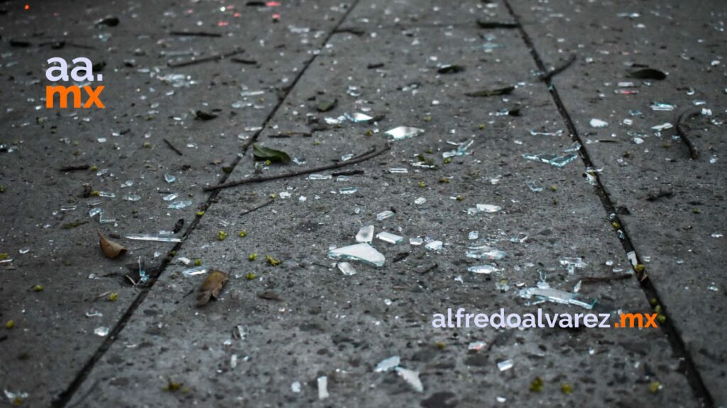 Explosión en departamentos de Infonavit Río moviliza bomberos