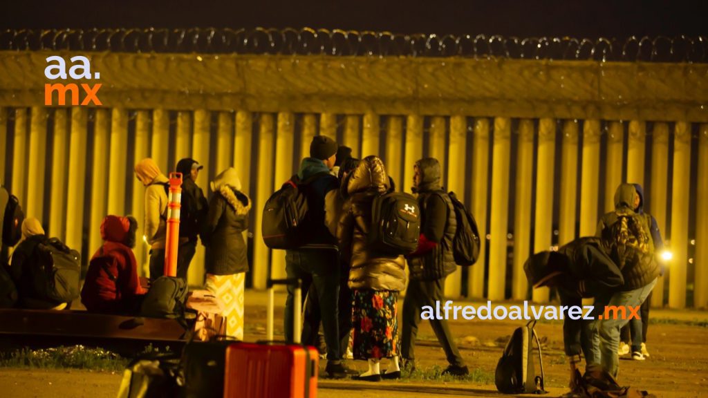 Decenas de migrantes cruzaron a Estados Unidos durante la noche