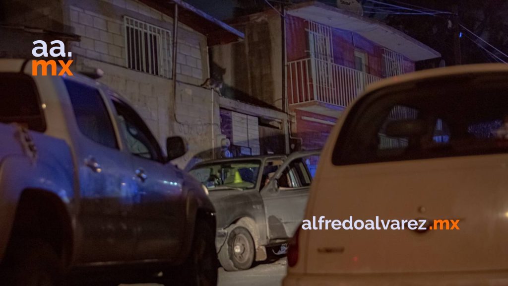 Hombre es acribillado a bordo de su Pick Up