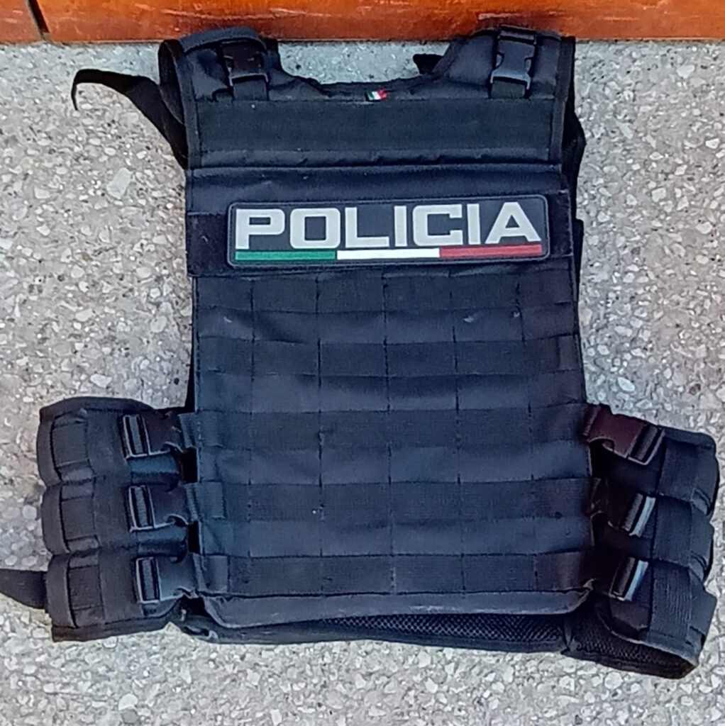 Tras persecución detienen a jovencitos armado que traían sistema de monitoreo Tras persecución detienen a jovencitos armado que traían sistema de monitoreo