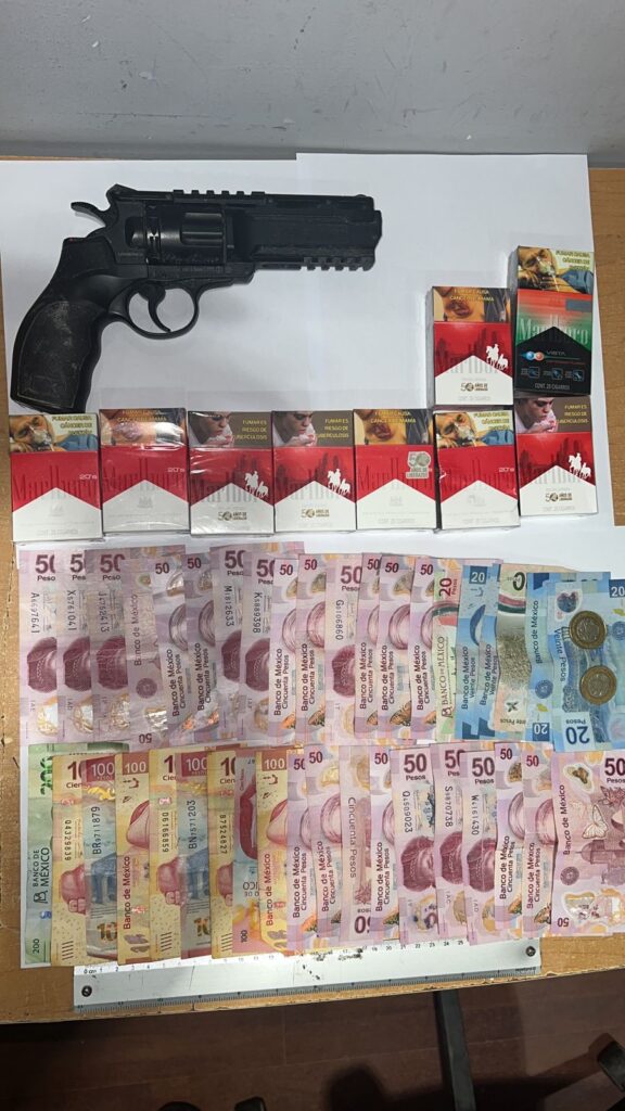Policía municipal detiene a asalta oxxos