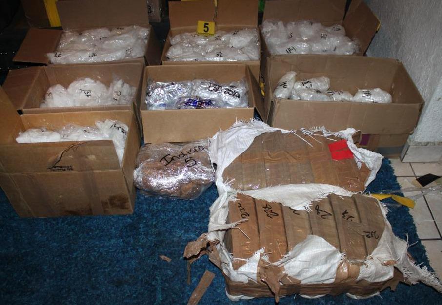 Decomisan más de una tonelada de drogas tras cateos en Tijuana