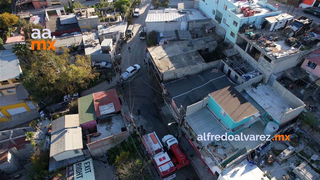 Familia muere calcinada en incendio de su casa