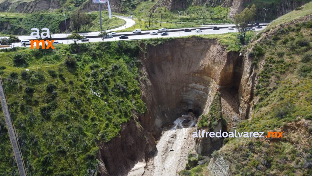 Si carretera a Playas muestra indicios de movimiento cerrarán por completo