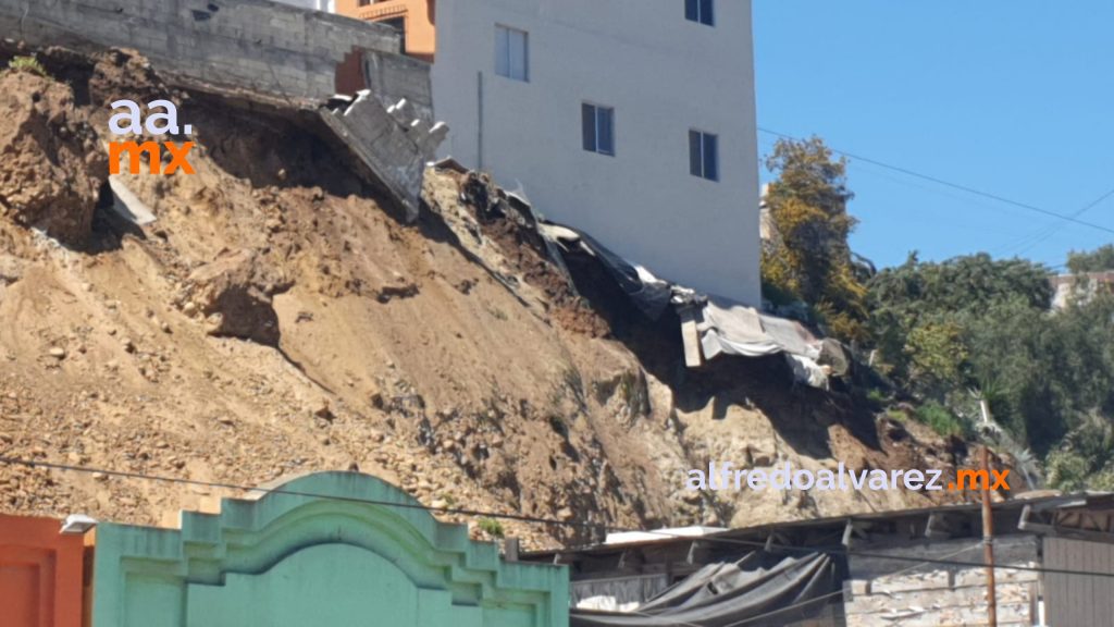 Avanza deslizamiento en el Fraccionamiento La Sierra