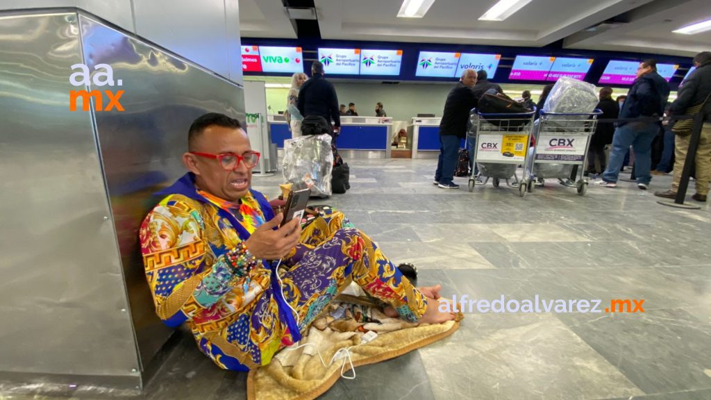 Decenas de pasajeros quedaron varados en el Aeropuerto de Tijuana