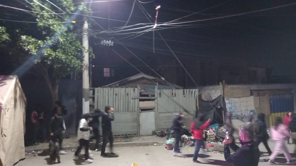 Ayuntamiento suspende otra fiesta clandestina con 250 menores de edad