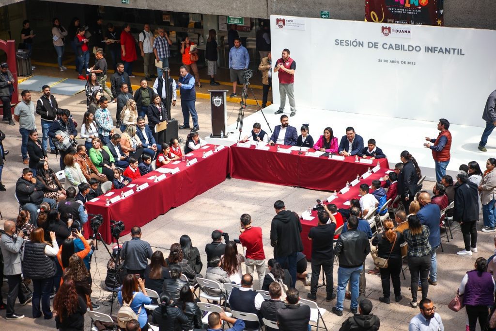 Alcaldesa reconoce capacidad y talento del cabildo infantil