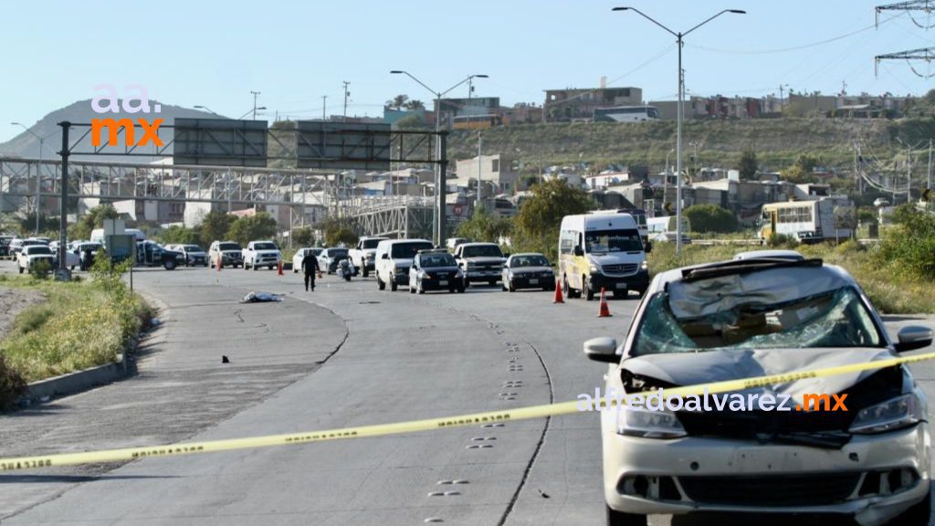 Hombre muere atropellado a pocos metros del Puente Peatonal