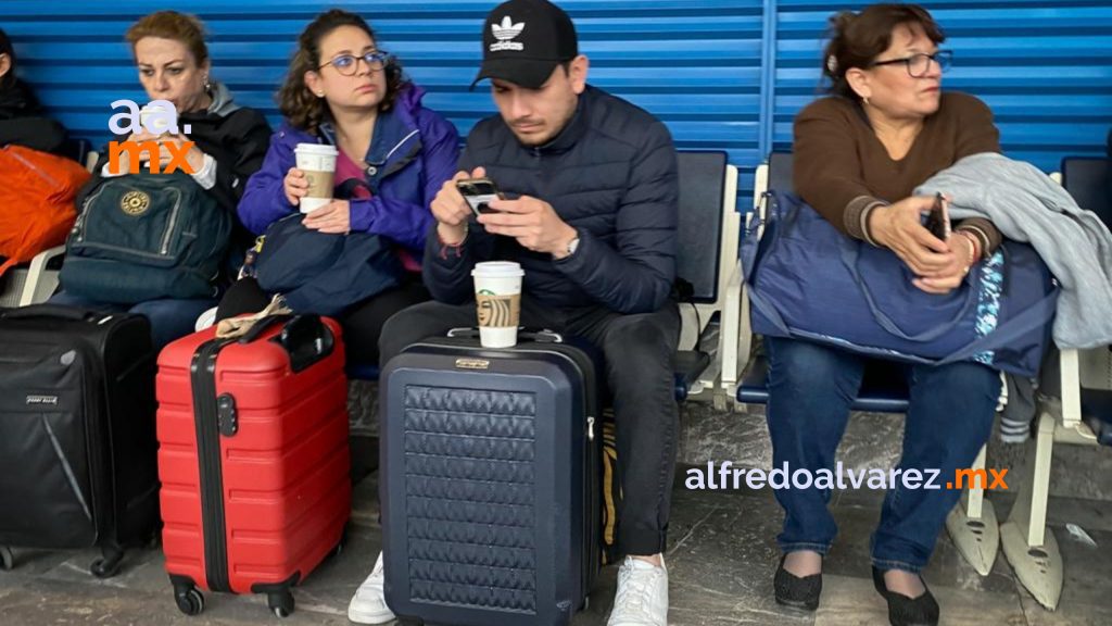 Más de 10 horas de neblina afectaron cerca de 100 vuelos en Tijuana
