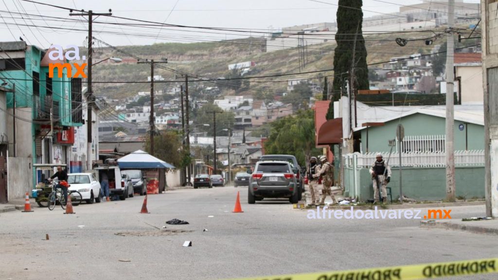 Acribillan a un hombre afuera de su casa