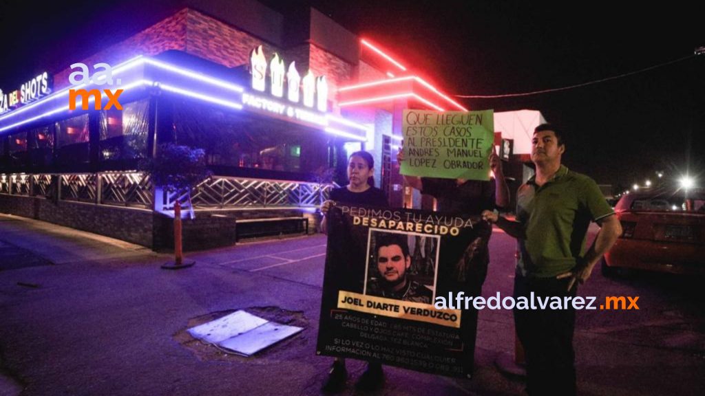 Familias de desaparecidos se manifiestan en bares de Mexicali