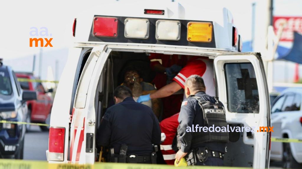 Balean a joven motociclista