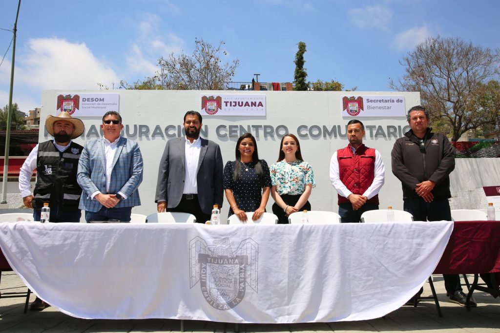 Alcaldesa reinaugura centro comunitario y biblioteca Luis Donaldo Colosio