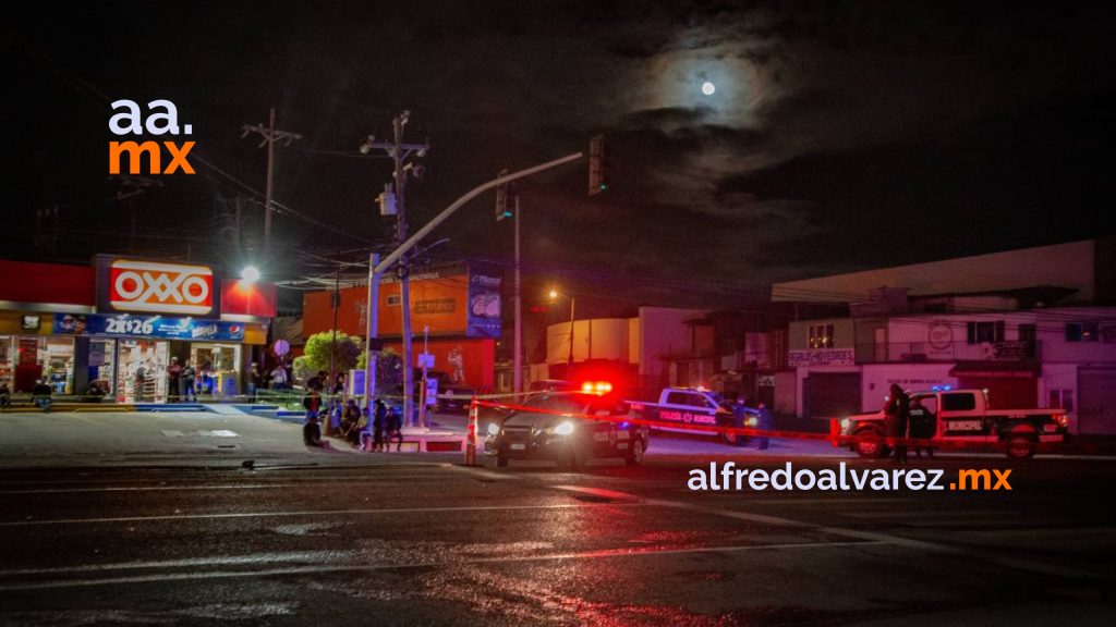 Accidente deja decenas heridos y un muerto en Rosarito