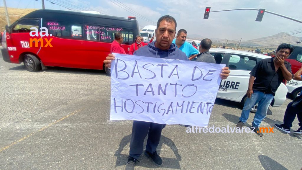 Manifestación de taxistas Rojo y Negro culmina con cierre parcial de la Garita de San Ysidro
