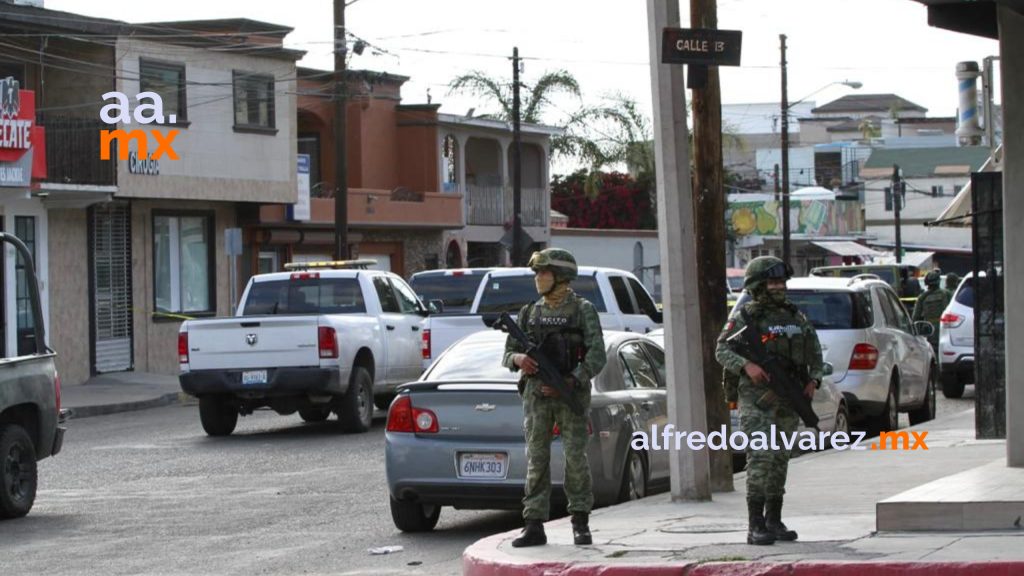 Rafaguean a pareja mientras circulaba en plena vialidad