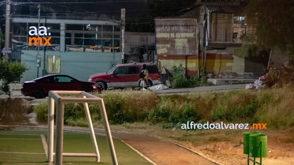 Asesinan a mujer frente a su hijo menor