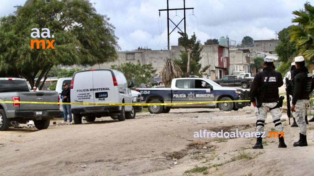 Acribillan a un hombre frente a una vivienda