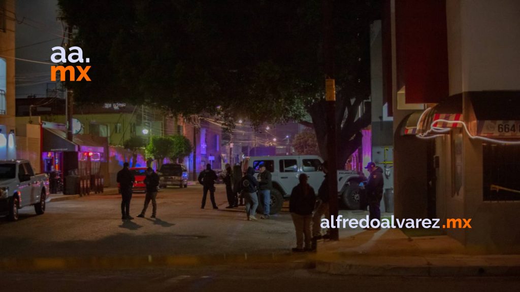 Balean a tres en un bar, uno de los cadáveres lo tiraron frente a la Fiscalía
