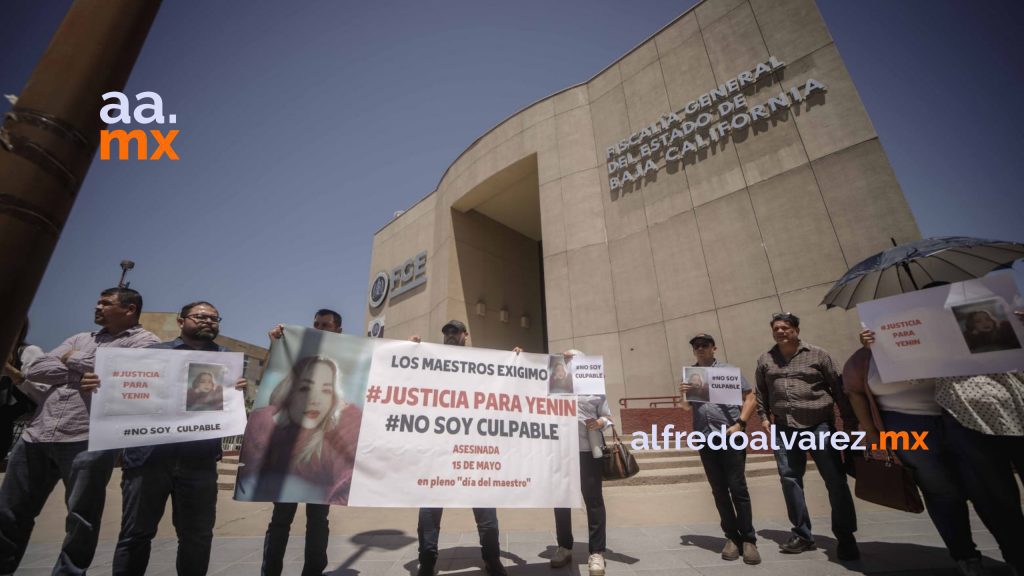 Familia y amigos exigen justicia para la maestra Yenin