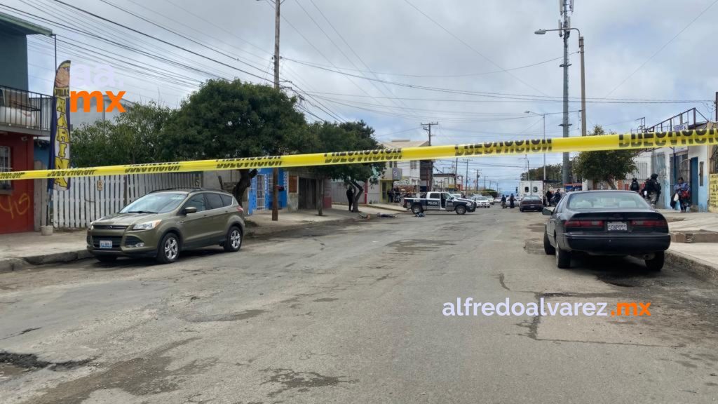 Asesinan a una pareja cerca de un supermercado