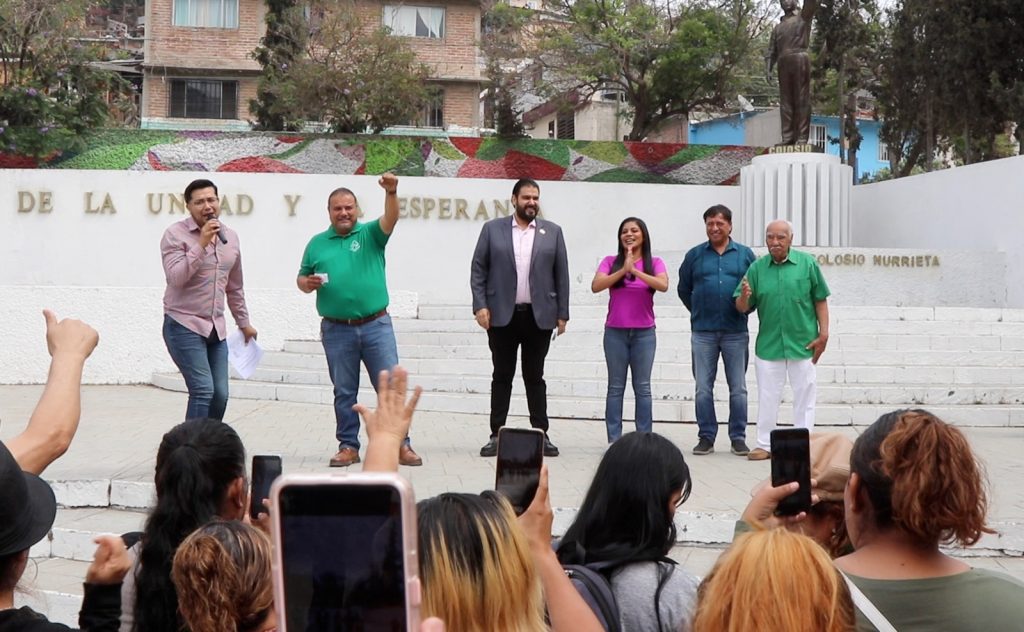 Alcaldesa recibe reconocimiento en Lomas Taurinas y llama a la unidad