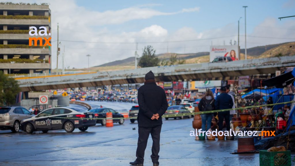 Balean a dos personas en la Garita de San Ysidro