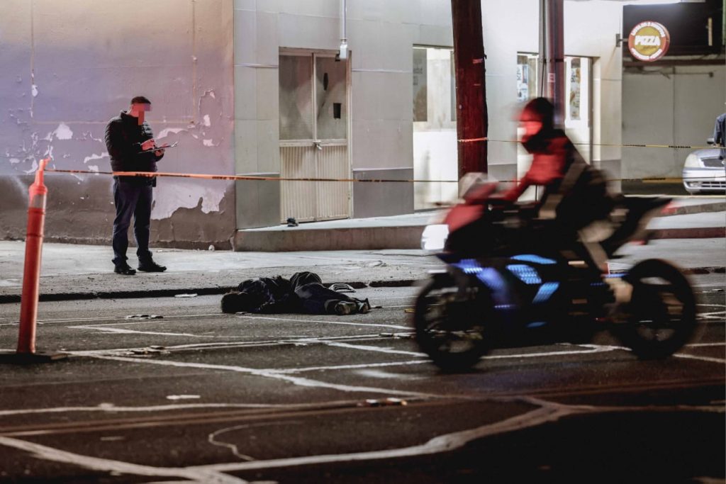 Asesinan a hombre a bordo de su camioneta