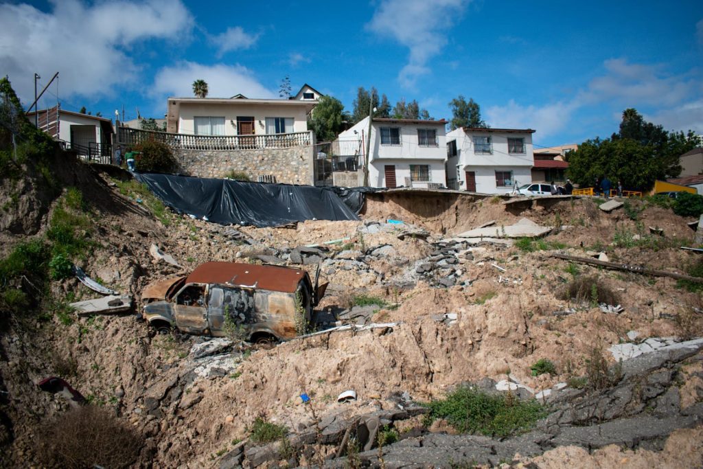 Vecinos de La Sierra denuncian aumento de inseguridad tras derrumbe de edificio Vecinos de La Sierra denuncian aumento de inseguridad tras derrumbe de edificio