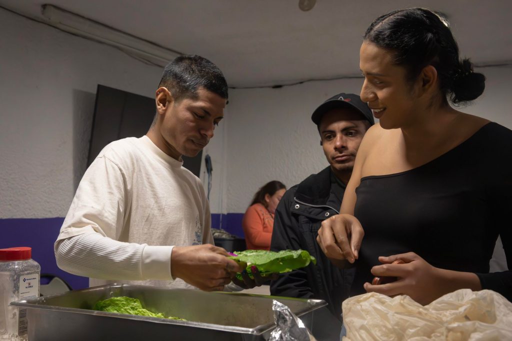 Doña Esther conmemora el Día de la Mujer con Cocina Calientita