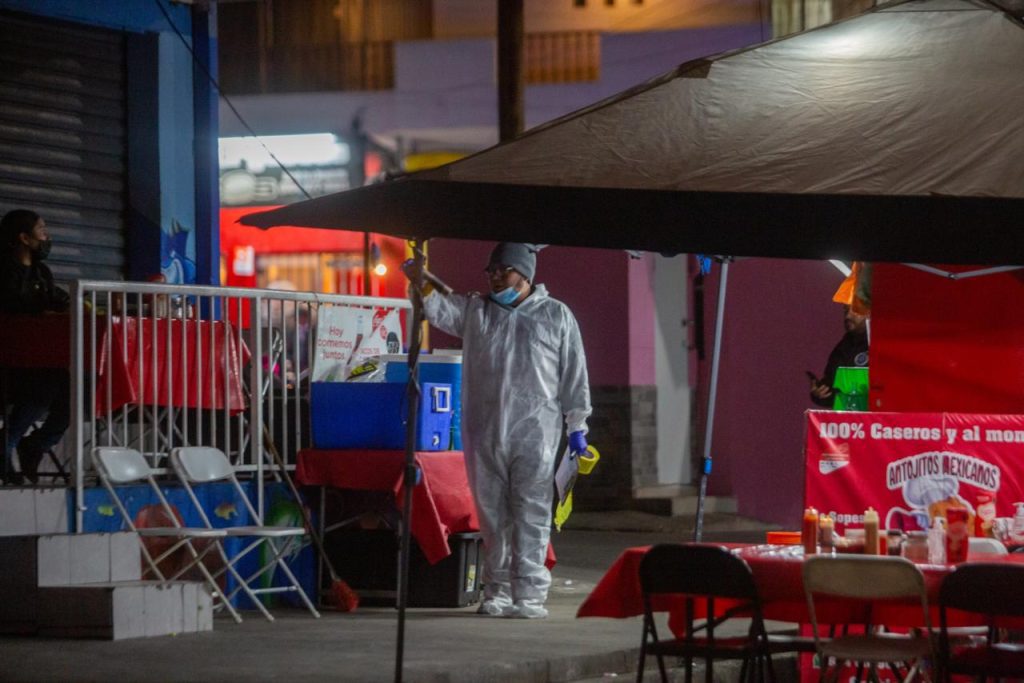 Asesinan a comerciante afuera de una frutería Asesinan a comerciante afuera de una frutería