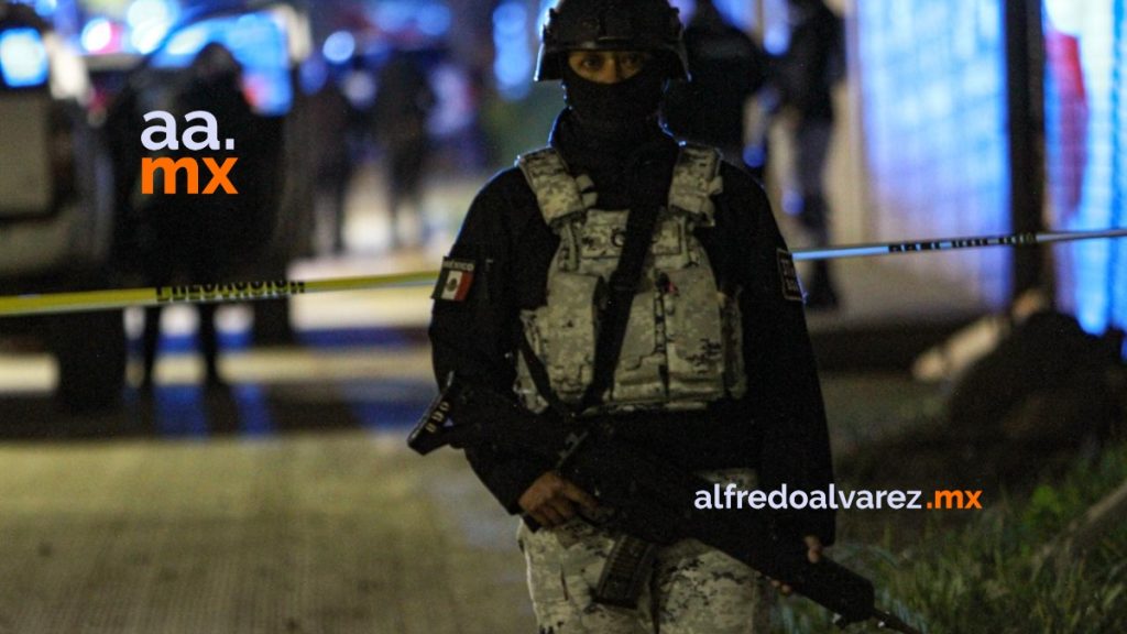 Acribillan a un hombre frente a su familia
